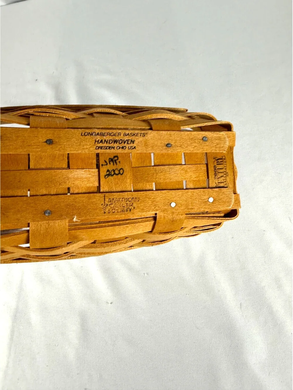 2000 Longaberger Horizon of Hope Basket w/Protector 7.5